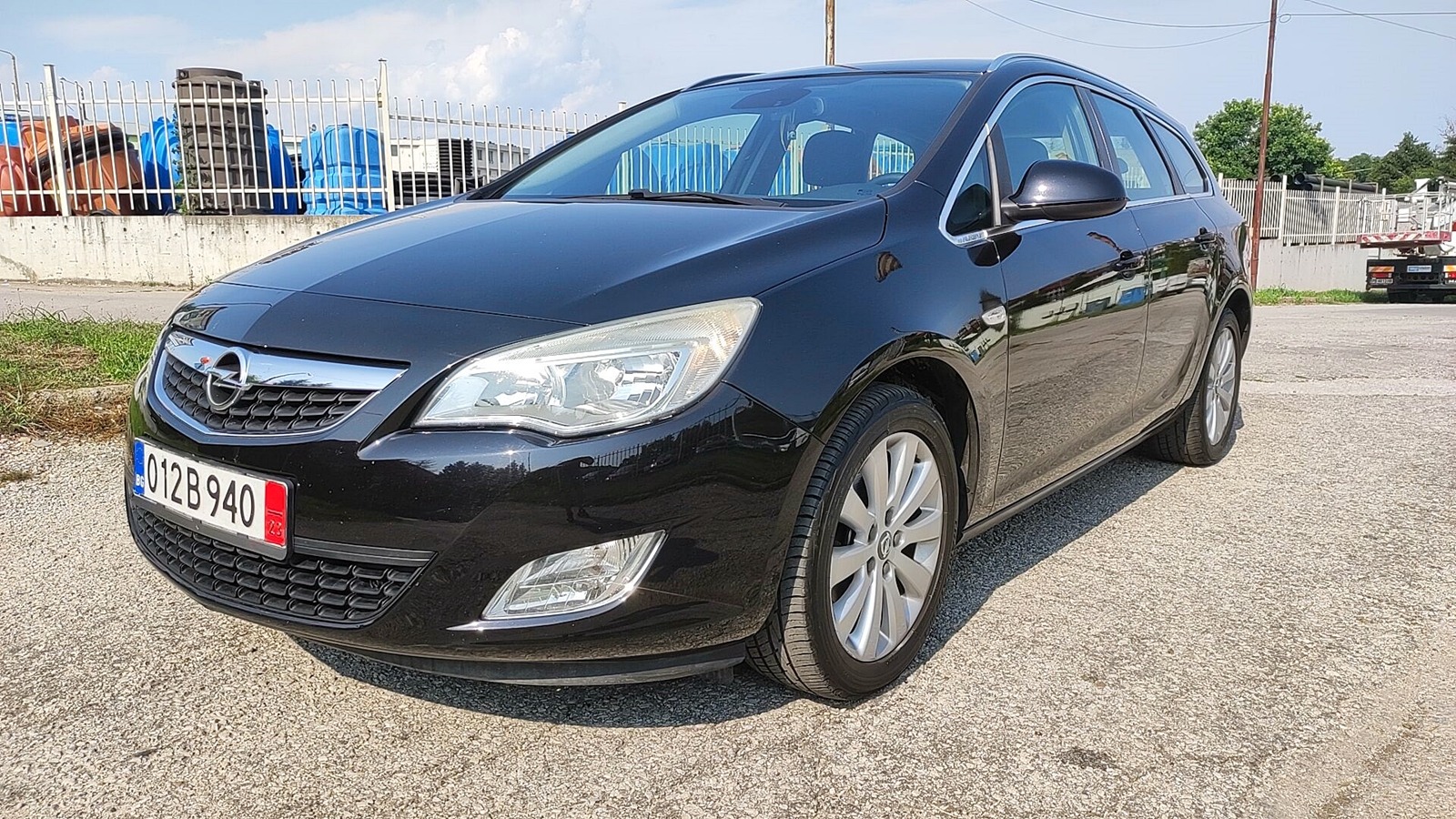 Opel Astra 1.7 CDTi - изображение 1
