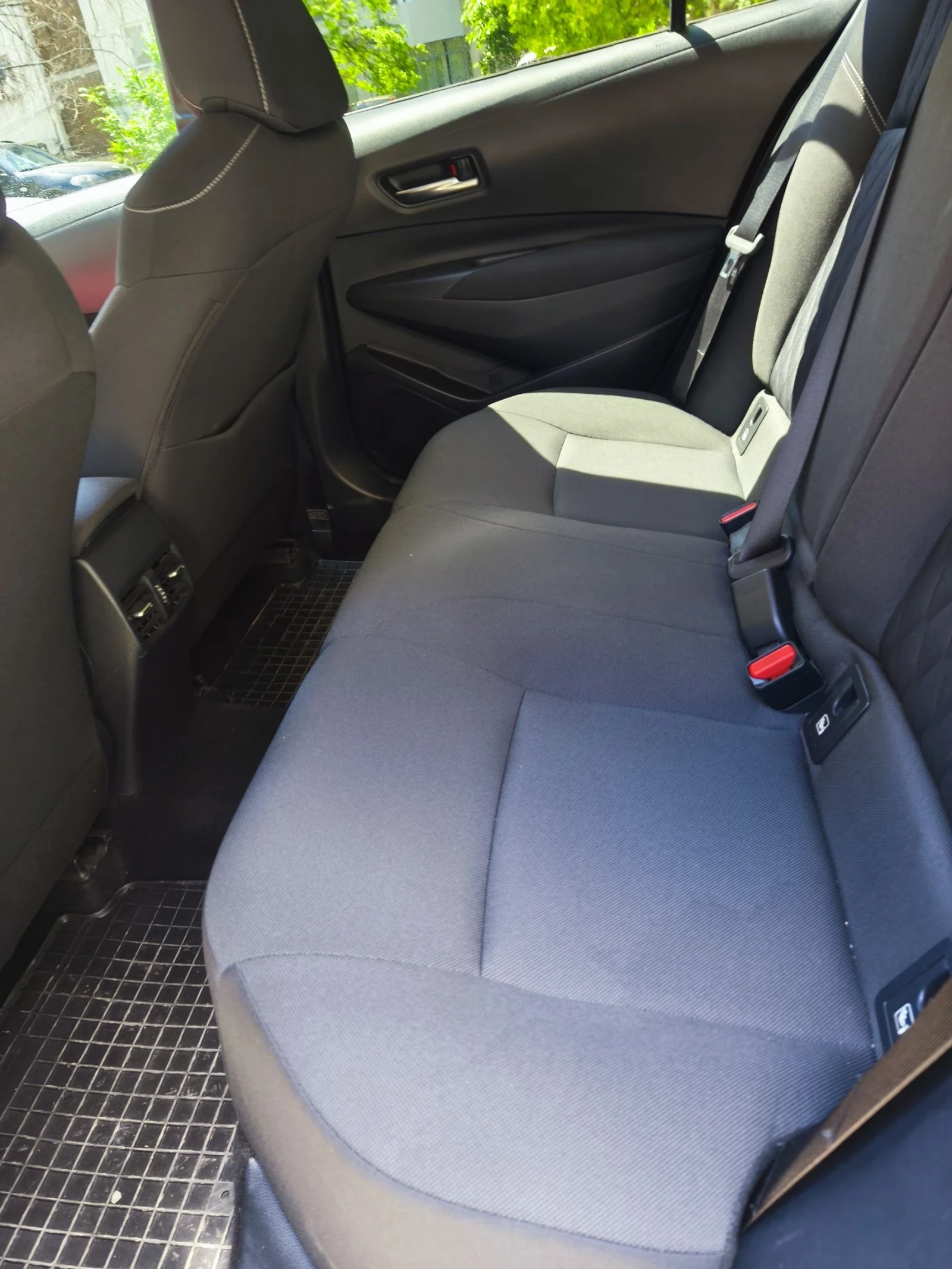 Toyota Corolla  - изображение 8