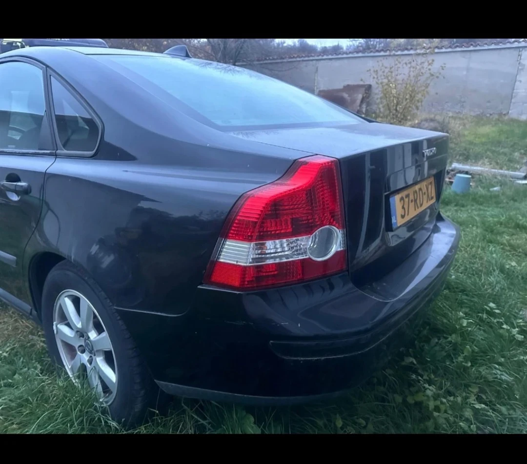 Volvo S40  - изображение 2