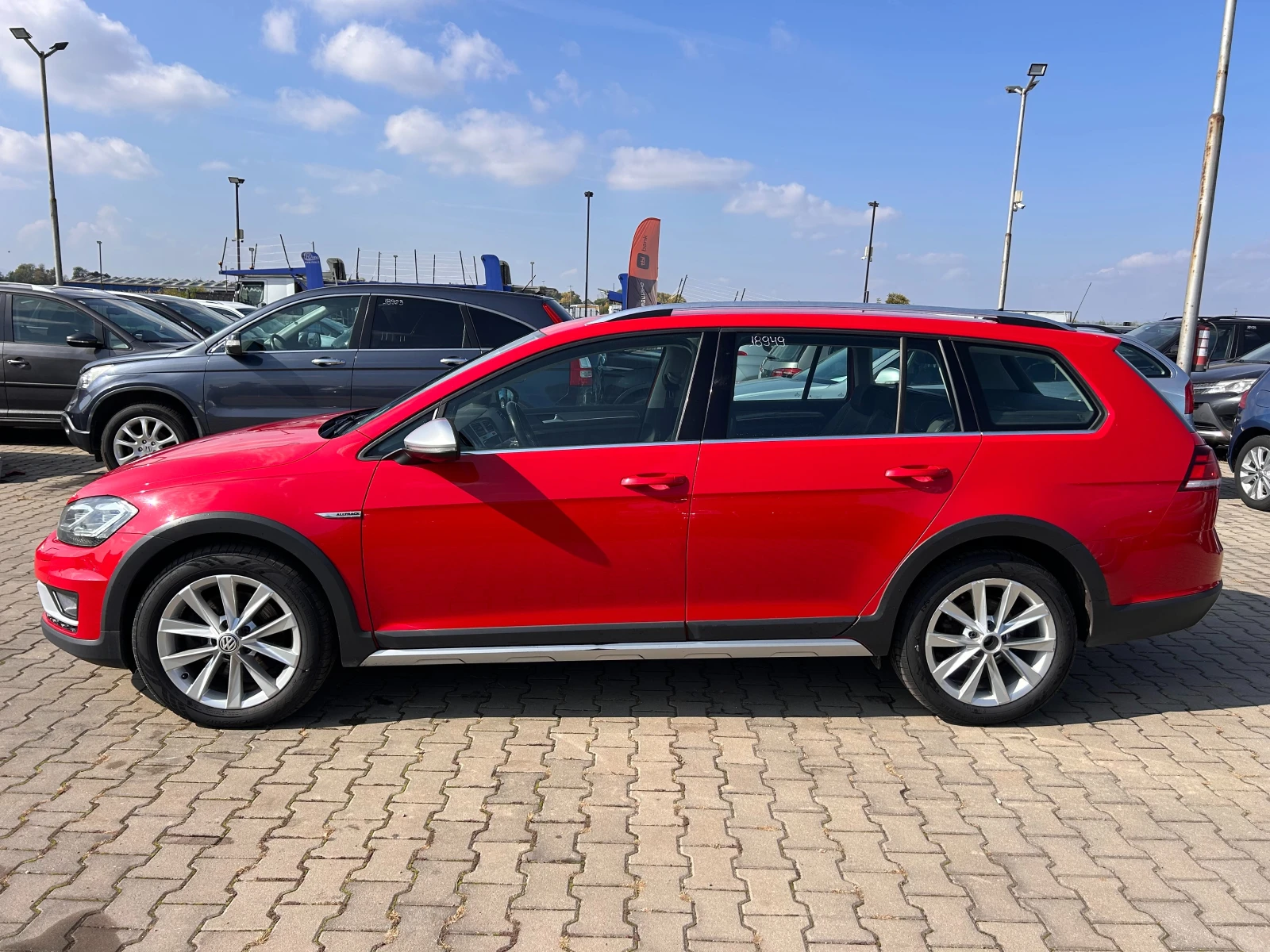 VW Alltrack GOLF 4MOTION AVTOMAT/NAVI/KAMERA EURO 6 - изображение 9
