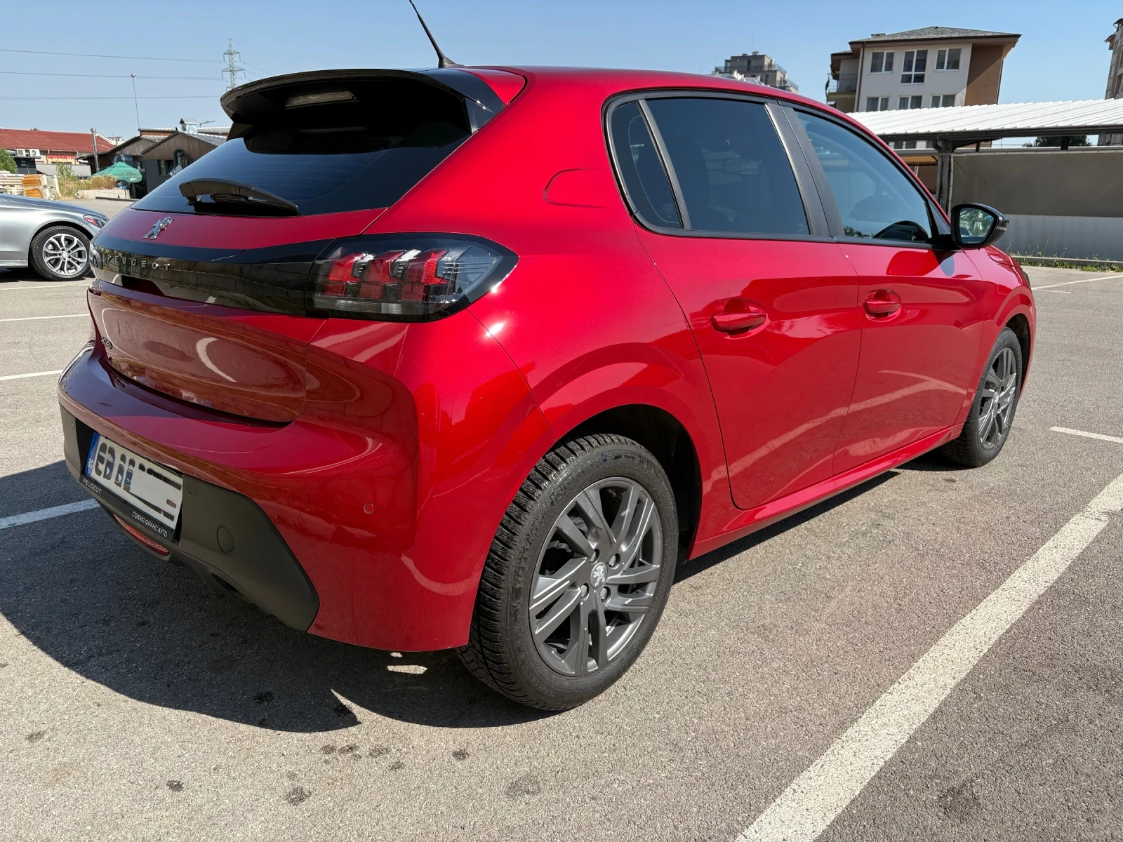 Peugeot 208  - изображение 4