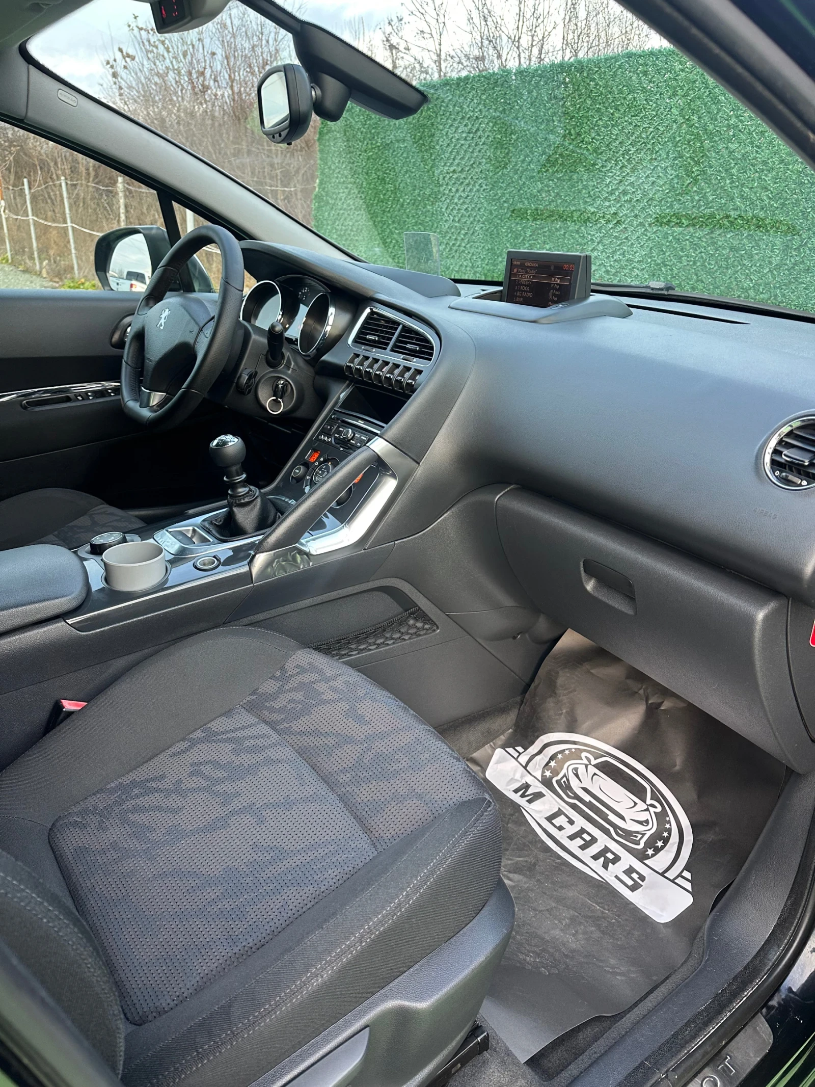 Peugeot 3008 PANORAMA / NAVY / HEAD UP / 1.6 HDI 112ks | Mobile.bg � ����������� 15