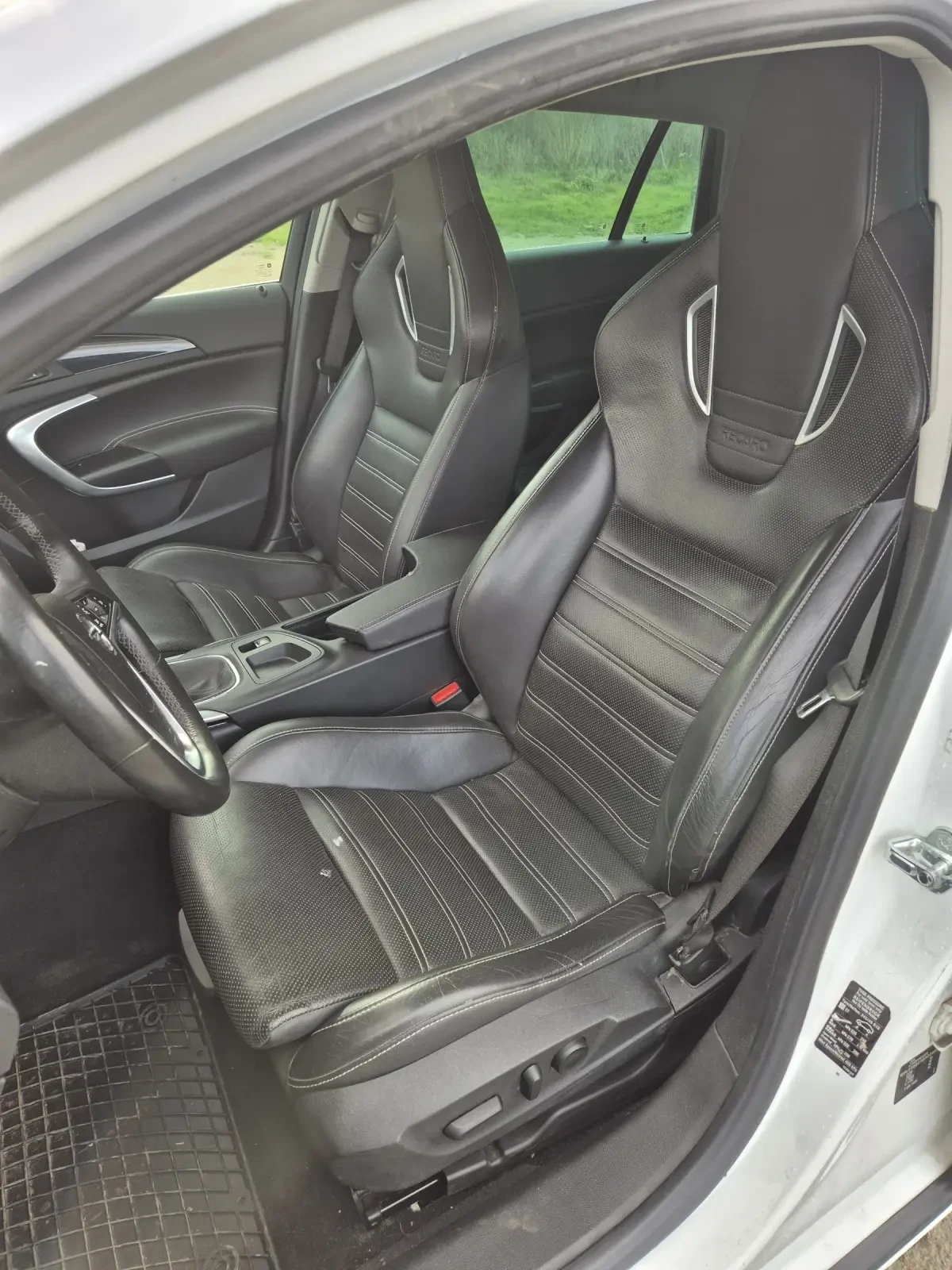 Opel Insignia 100хил. км /RECARO/ GAZ/ 1.8L. 140кс - изображение 10