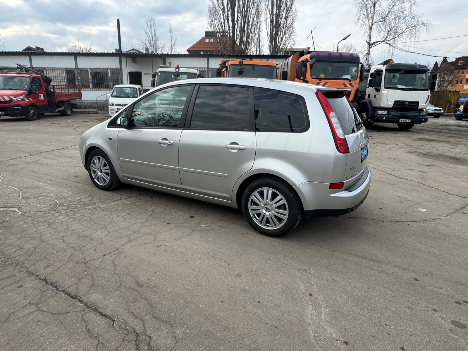 Ford C-max, снимка 7 - Автомобили и джипове - 53988358