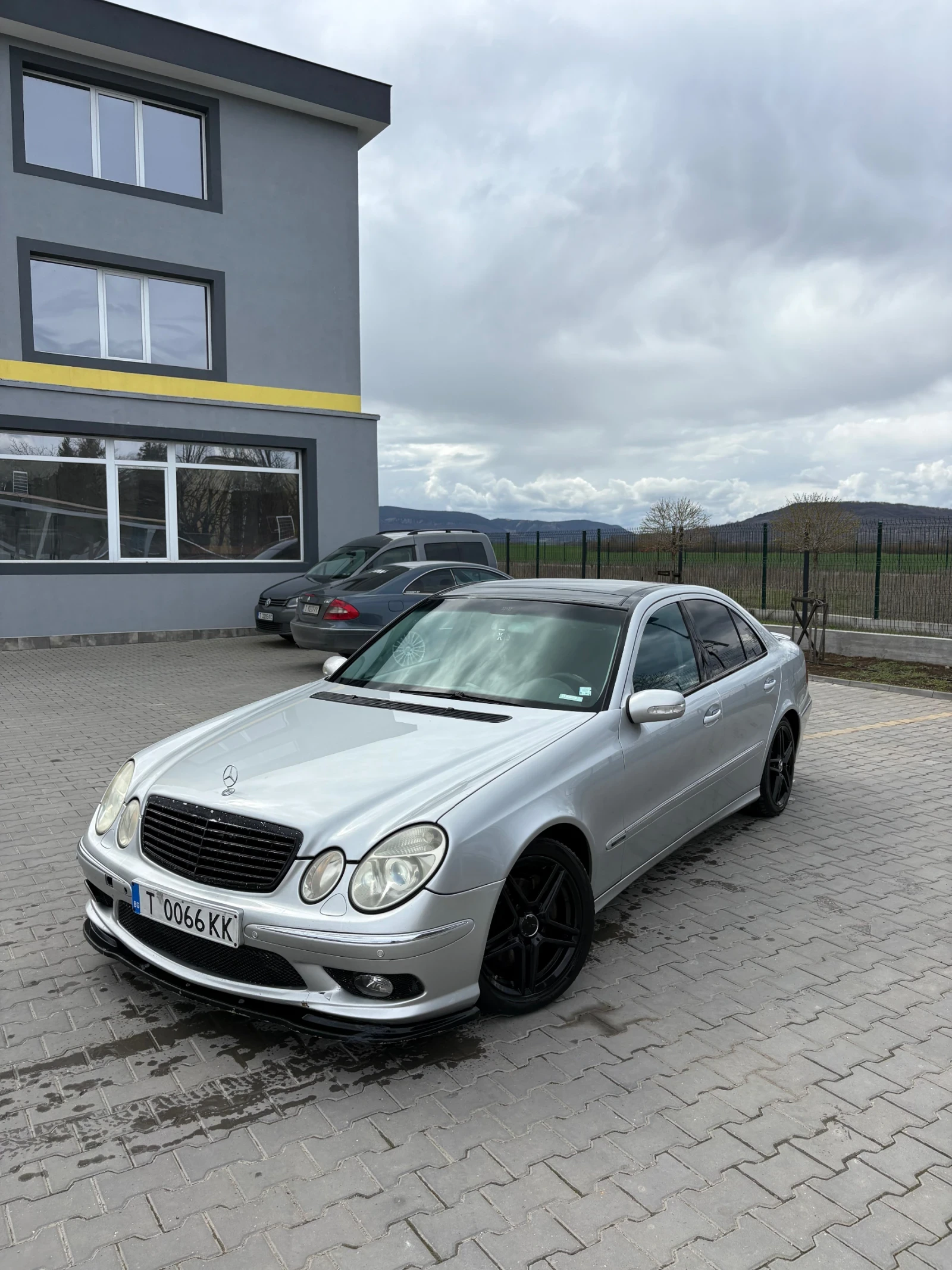 Mercedes-Benz E 270