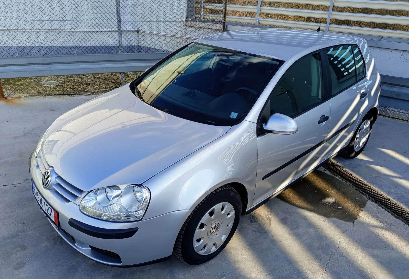 VW Golf 1.9 TDI 90 к.с., снимка 7 - Автомобили и джипове - 54101402