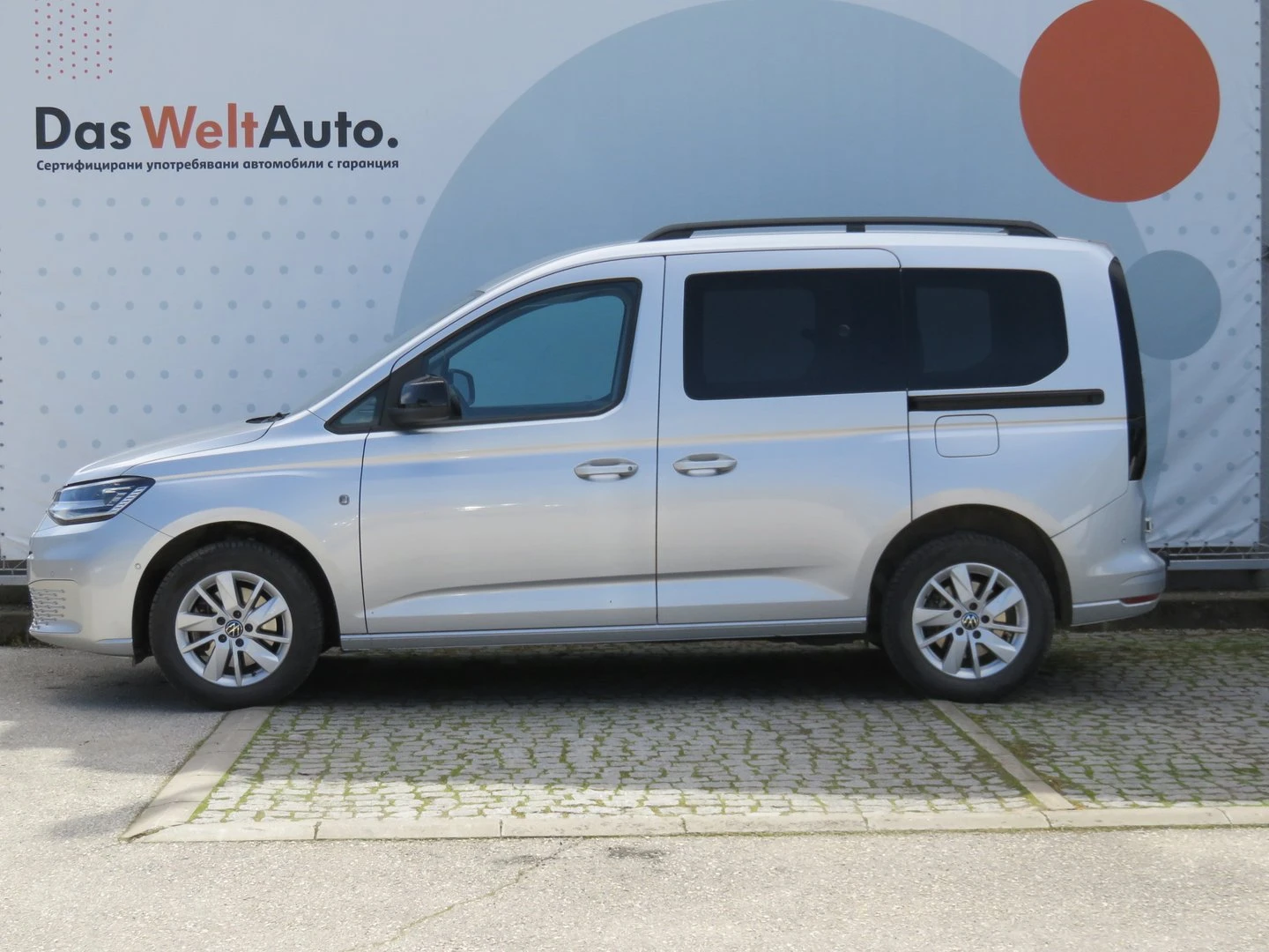 VW Caddy, снимка 3 - Автомобили и джипове - 56420524