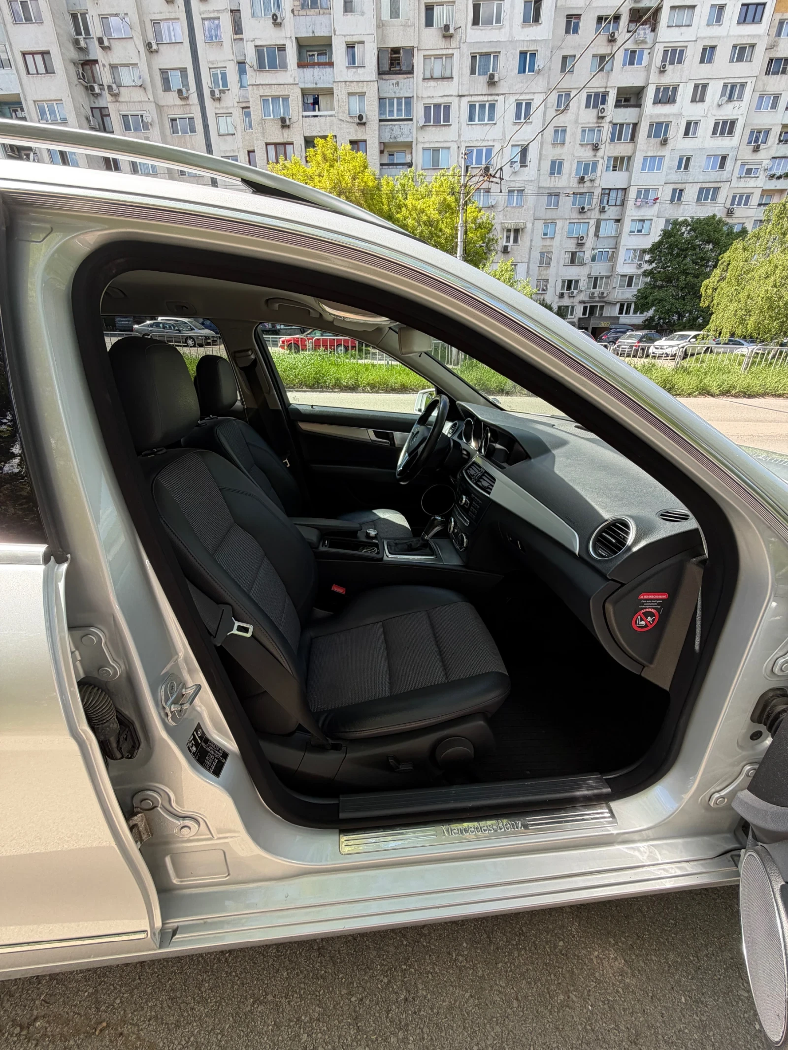 Mercedes-Benz A 180, снимка 13 - Автомобили и джипове - 54510820