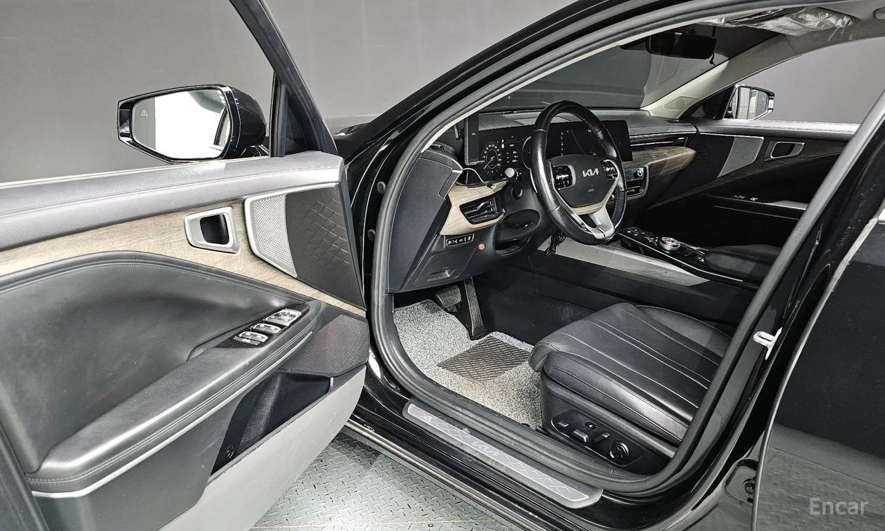 Kia K8 3.5* LPI* PREMIUM* ПОДГРЕВ* ОБДУХВАНЕ* 360КАМЕРА* , снимка 5 - Автомобили и джипове - 54576937