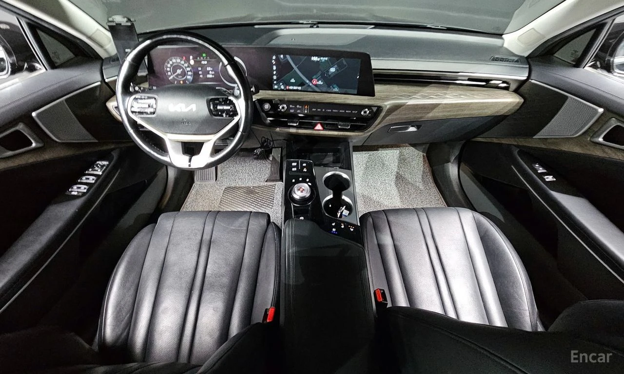 Kia K8 3.5* LPI* PREMIUM* ПОДГРЕВ* ОБДУХВАНЕ* 360КАМЕРА* , снимка 7 - Автомобили и джипове - 54576937