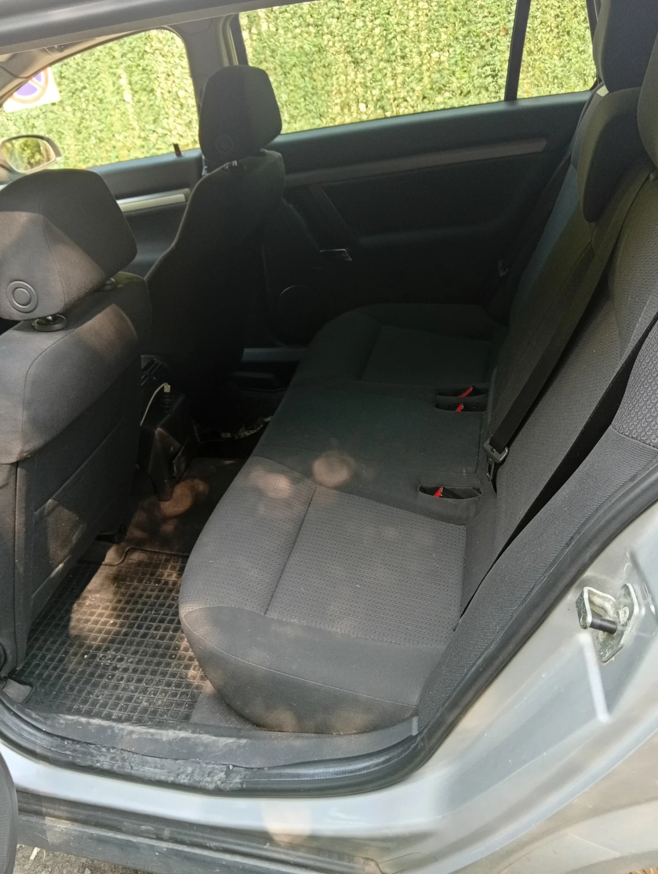 Opel Vectra 1.9 CDTI, снимка 8 - Автомобили и джипове - 54619225