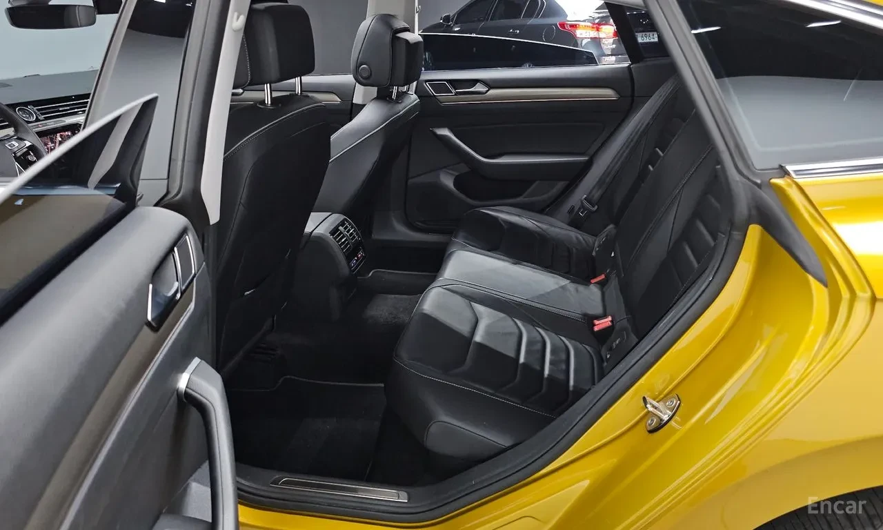 VW Arteon 2.0 TDI / PRESTIGE / 4MOTION / 360 КАМЕРА / ЛИЗИНГ, снимка 11 - Автомобили и джипове - 54805265