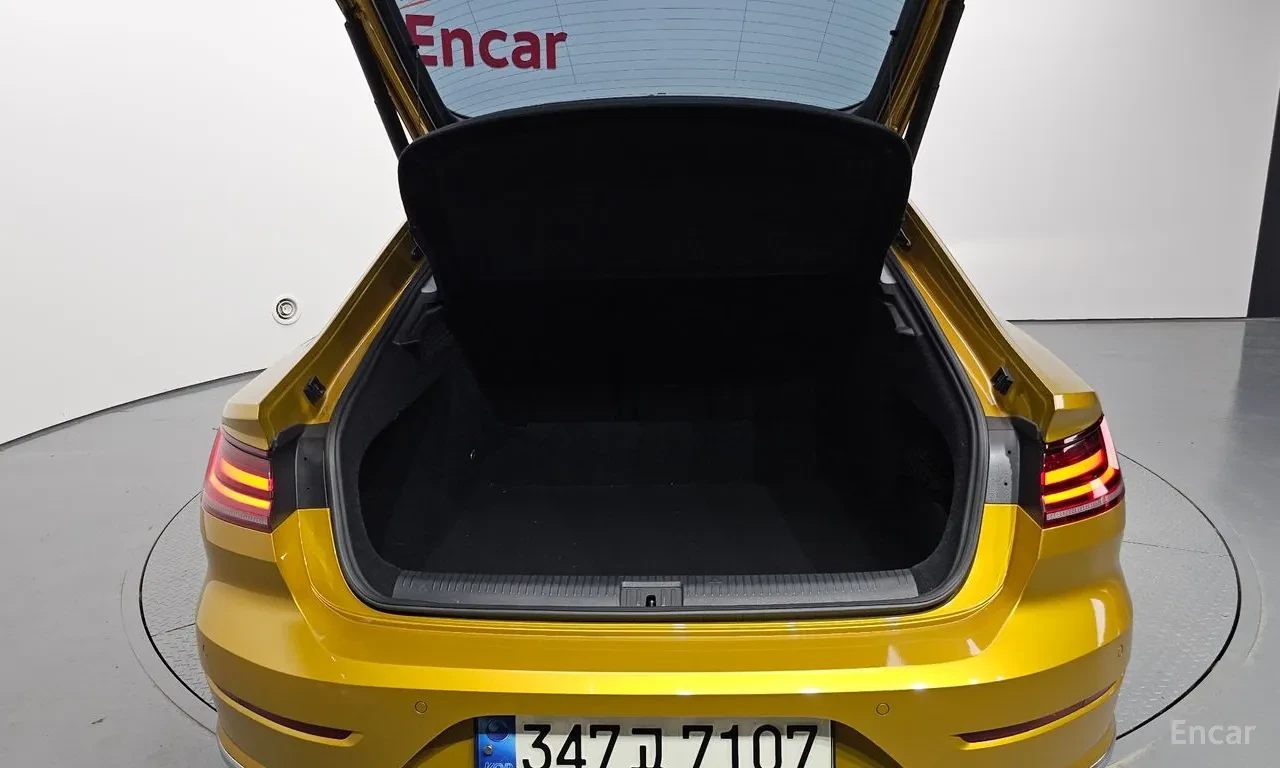 VW Arteon 2.0 TDI / PRESTIGE / 4MOTION / 360 КАМЕРА / ЛИЗИНГ, снимка 16 - Автомобили и джипове - 54805265