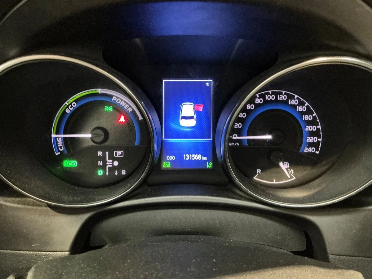 Toyota Auris 1.8 ������  | Mobile.bg � ����������� 5