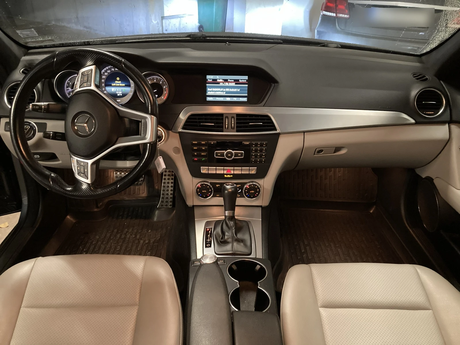 Mercedes-Benz C 300 W204 4matic, снимка 8 - Автомобили и джипове - 55304323