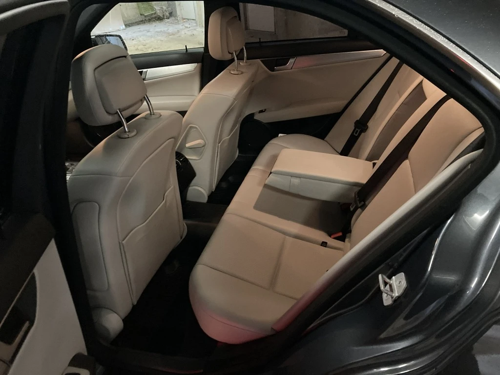 Mercedes-Benz C 300 W204 4matic, снимка 12 - Автомобили и джипове - 55304323