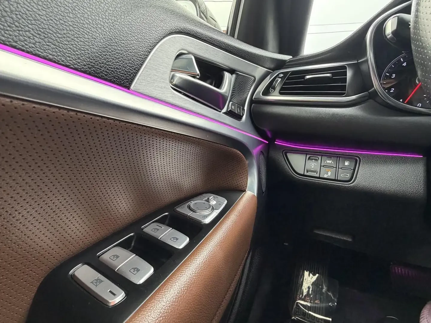 Genesis G70 2.0t Elite Awd | Mobile.bg � ����������� 11