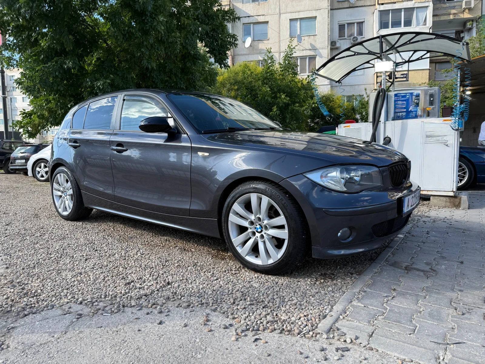 BMW 120