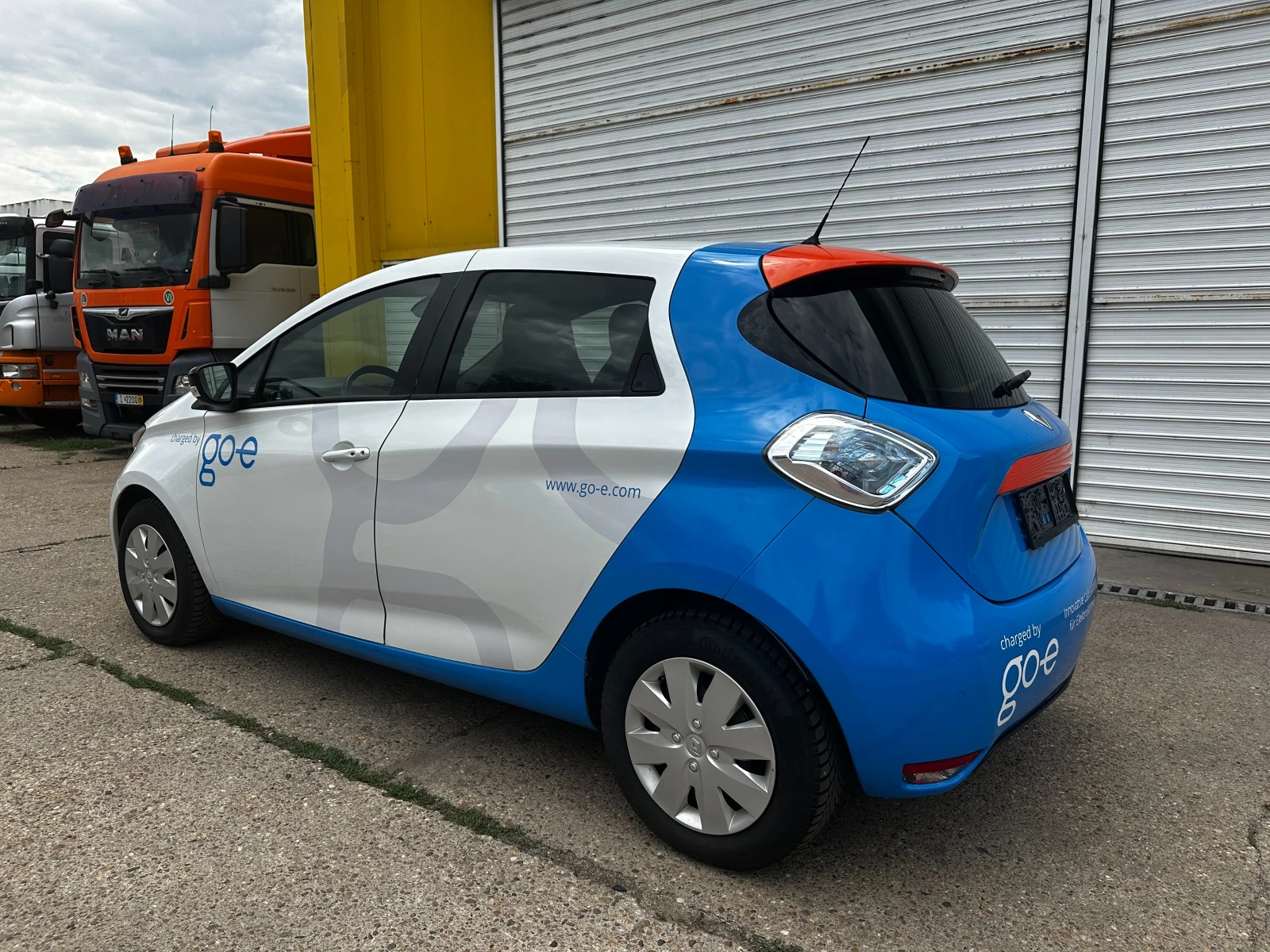 Renault Zoe, снимка 9 - Автомобили и джипове - 55392990