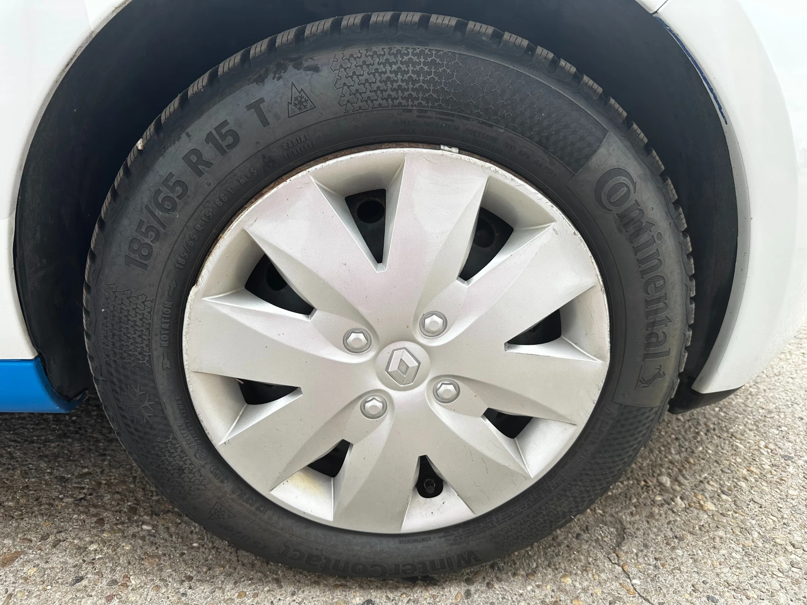 Renault Zoe, снимка 12 - Автомобили и джипове - 55392990