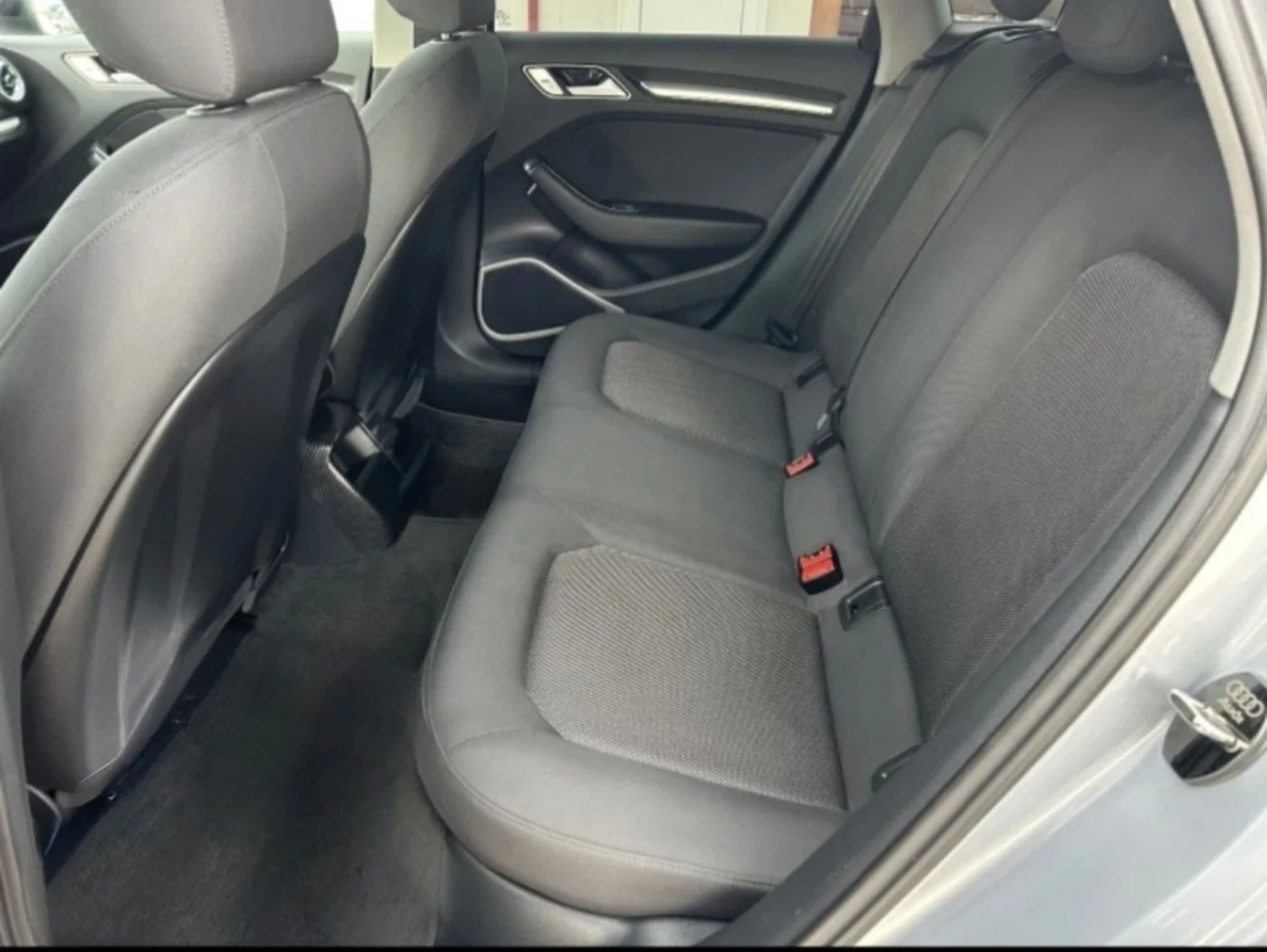 Audi A3 УНИКАТ * АВТОМАТИК * SEDAN *  1.6TDI 116ps * , снимка 10 - Автомобили и джипове - 55425755