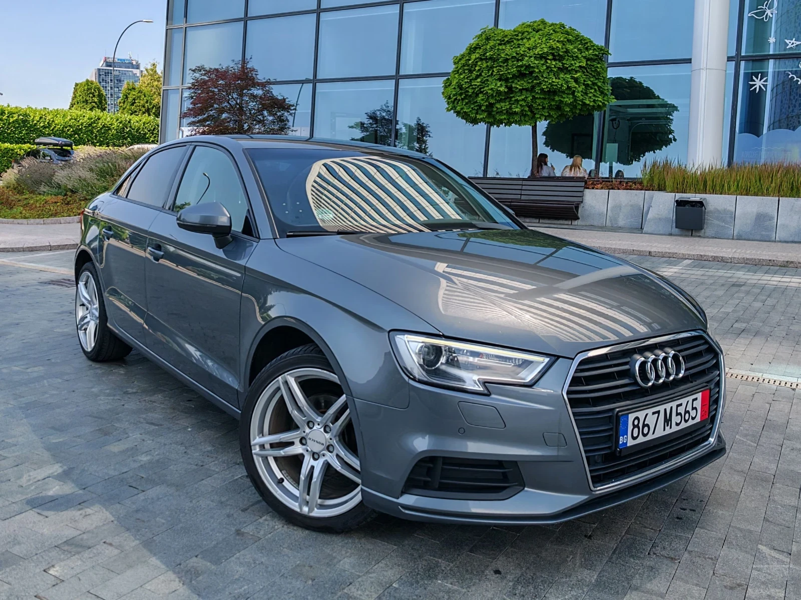 Audi A3 УНИКАТ * АВТОМАТИК * SEDAN *  1.6TDI 116ps * 