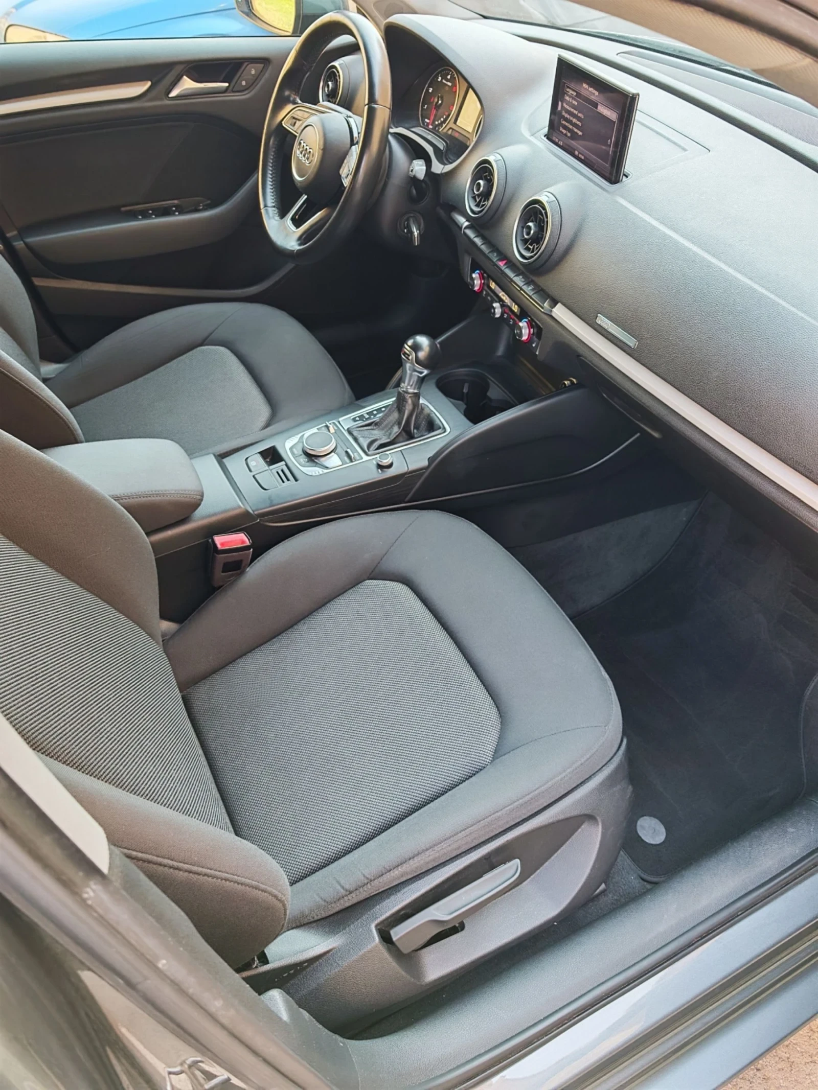 Audi A3 УНИКАТ * АВТОМАТИК * SEDAN * TDI * FACELIFT * , снимка 10 - Автомобили и джипове - 55425755