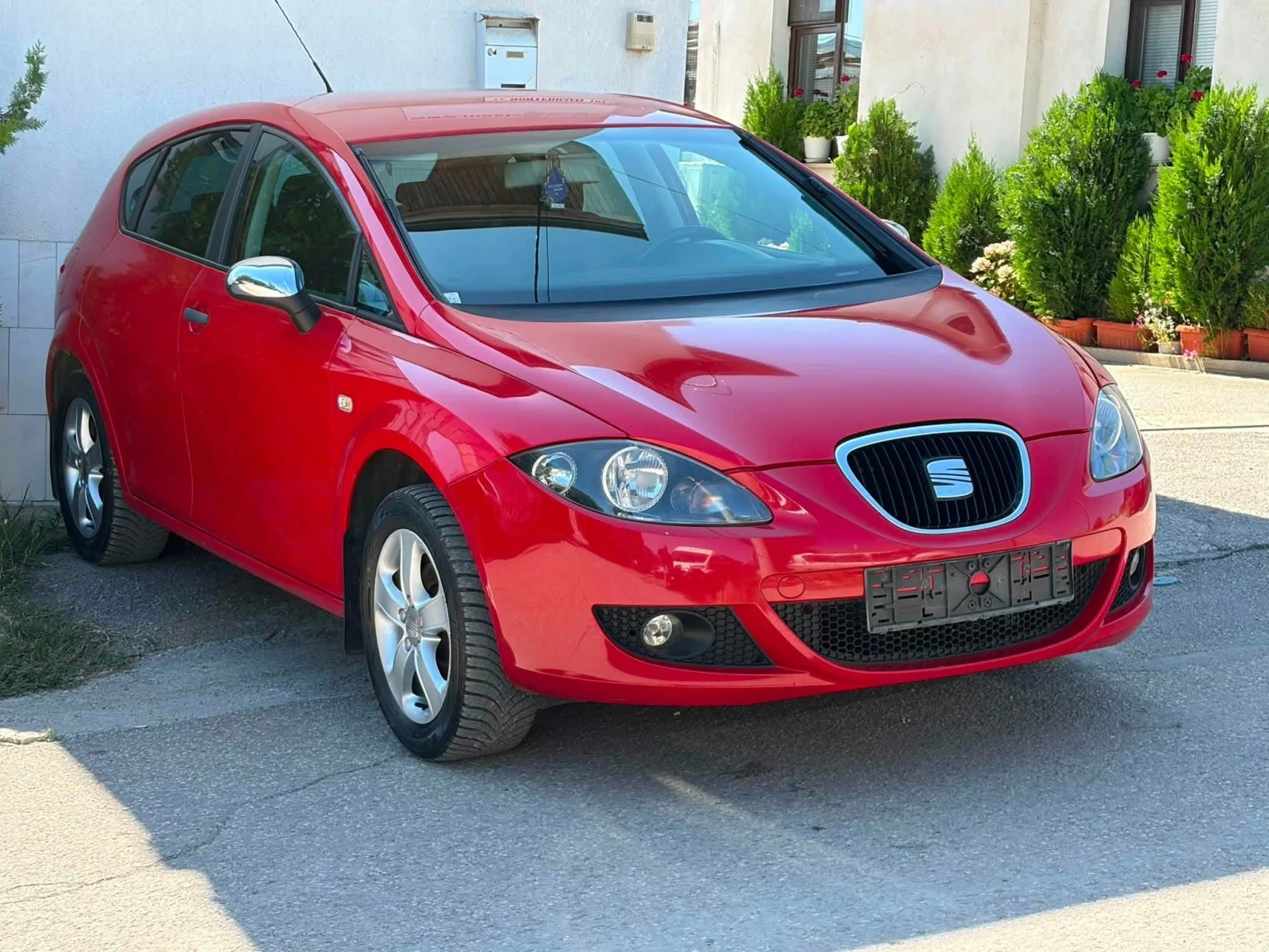 Seat Leon Перфектен!!!, снимка 2 - Автомобили и джипове - 55507340