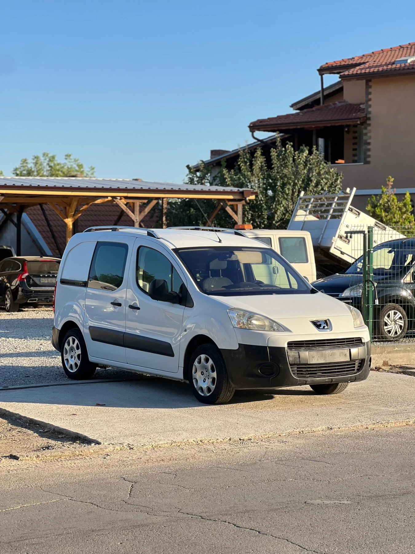 Peugeot Partner 1.6HDI, снимка 3 - Автомобили и джипове - 55694601