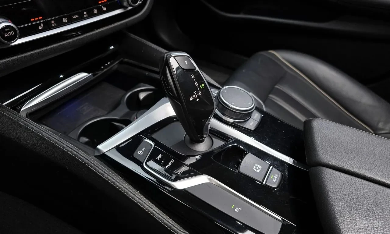 BMW 520 * 520d Luxury Special Edition * ���� �� �� | Mobile.bg � ����������� 15
