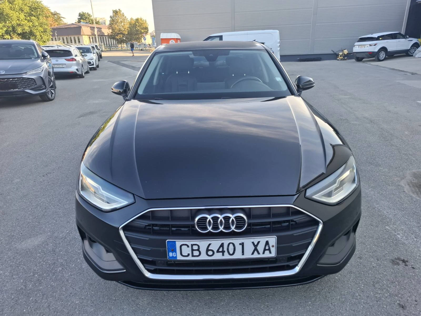 Audi A4 2.0 TFSI Limousine Гаранция, снимка 2 - Автомобили и джипове - 56124236