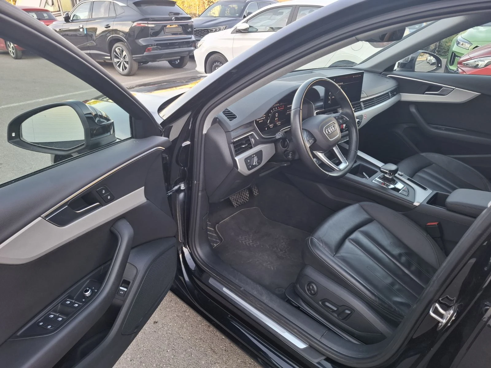 Audi A4 2.0 TFSI Limousine Гаранция, снимка 9 - Автомобили и джипове - 56124236
