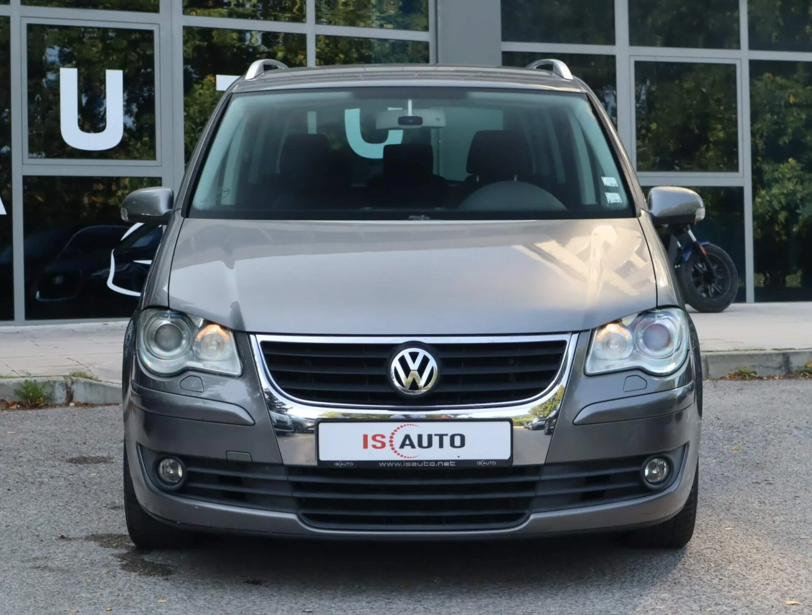 VW Touran 1.4i/Подгрев/Климатроник, снимка 2 - Автомобили и джипове - 56219372