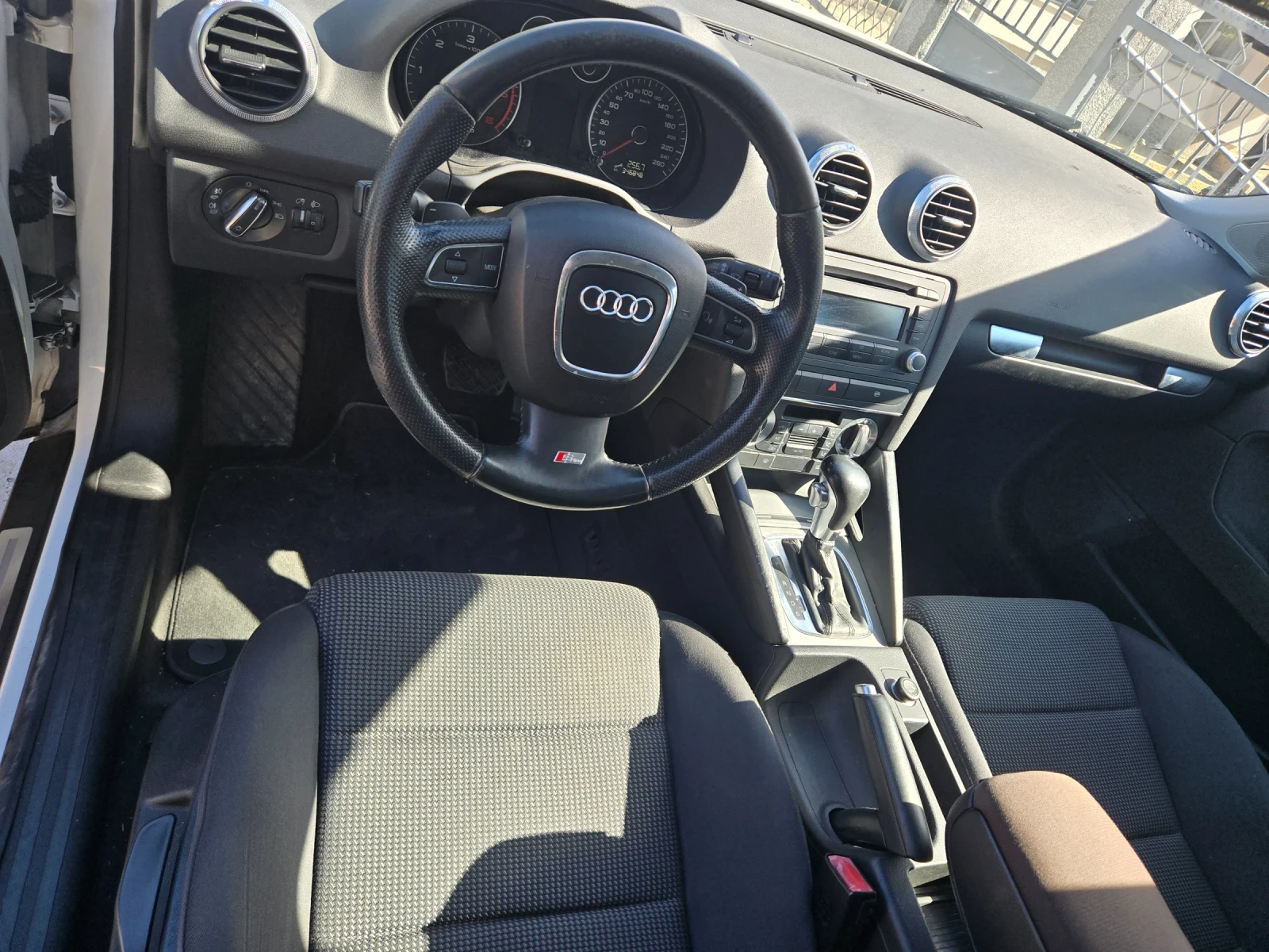 Audi A3 2.0tdi.Automat, снимка 9 - Автомобили и джипове - 56604137