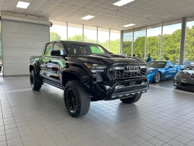 Toyota Tacoma Hybrid, AWD, TRD PRO