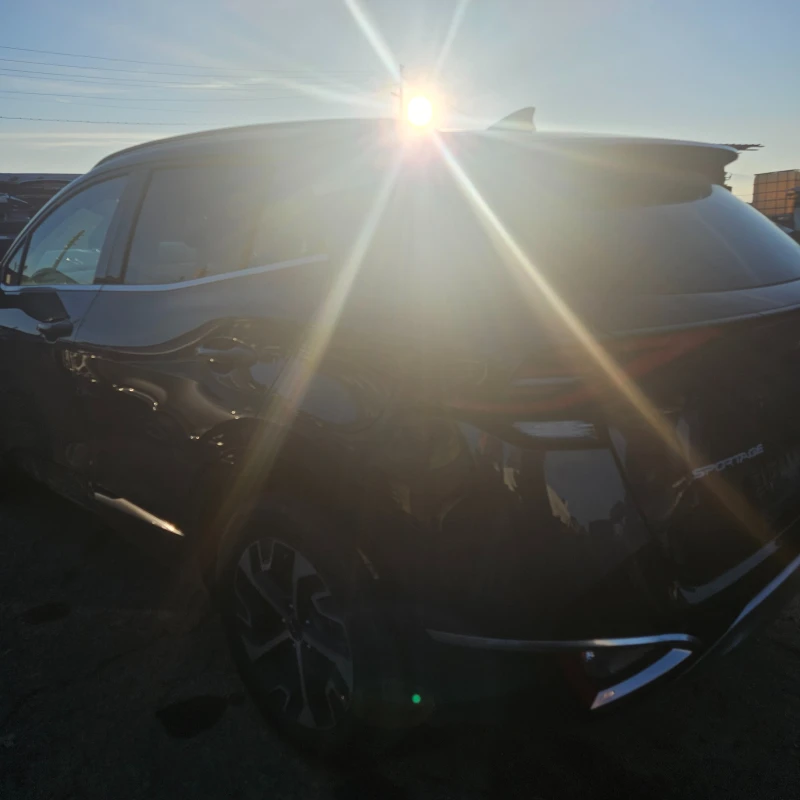 Kia Sportage 1.6 дизел, снимка 6 - Автомобили и джипове - 52691183