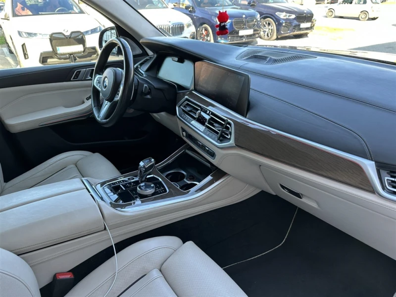 BMW X5 M50i, снимка 8 - Автомобили и джипове - 52158082