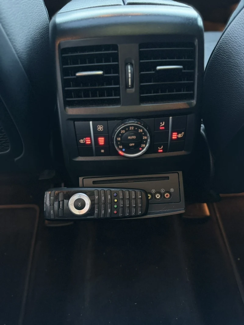 Mercedes-Benz GL 550 Mercedes-Benz GL 550 4MATIC, снимка 7 - Автомобили и джипове - 53126463