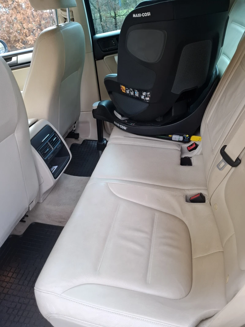 VW Touareg 3.0TDI V6, снимка 7 - Автомобили и джипове - 53402334