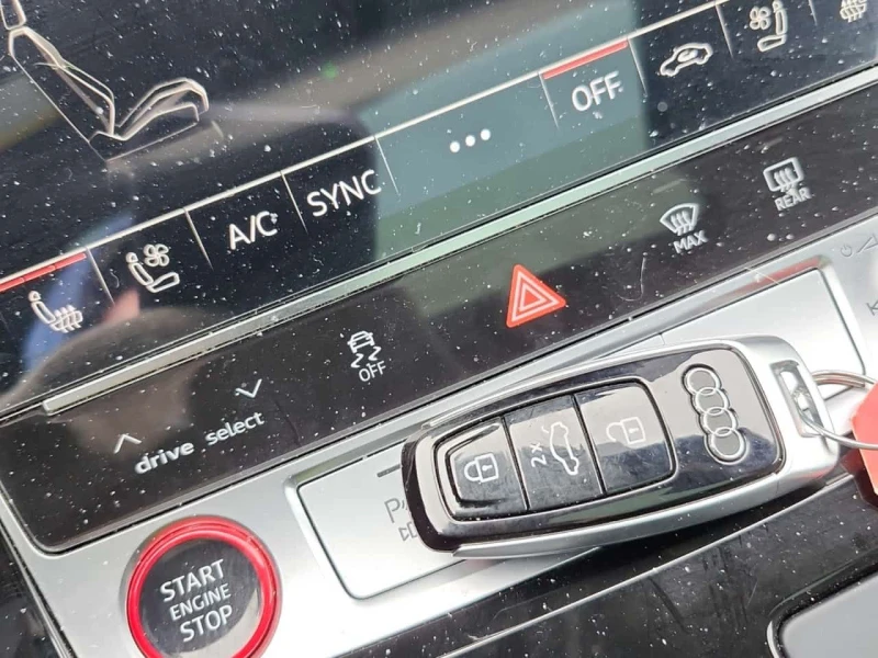 Audi SQ8 Premium Plus* ОБДУХВАНЕ* ДИСТРОНИК* ПАНОРАМА, снимка 8 - Автомобили и джипове - 53523838