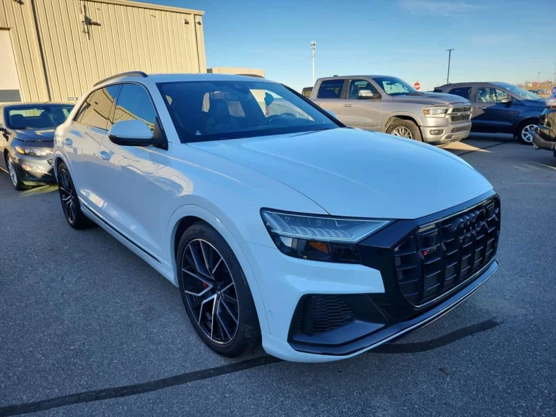 Audi SQ8 Premium Plus* ОБДУХВАНЕ* ДИСТРОНИК* ПАНОРАМА, снимка 2 - Автомобили и джипове - 53523838
