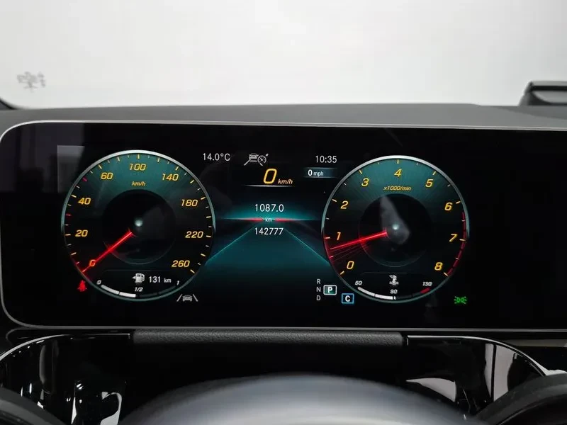 Mercedes-Benz GLA 250  4matic, снимка 8 - Автомобили и джипове - 56016996