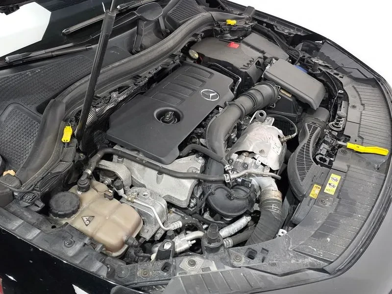 Mercedes-Benz GLA 250  4matic, снимка 6 - Автомобили и джипове - 56016996