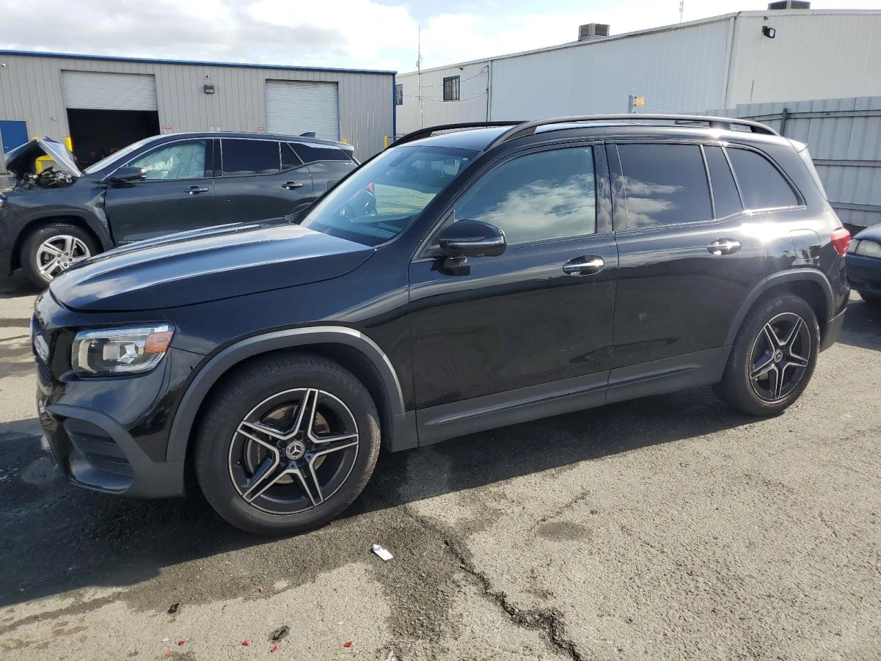 Mercedes-Benz GLB 250 | Mobile.bg — изображение 1