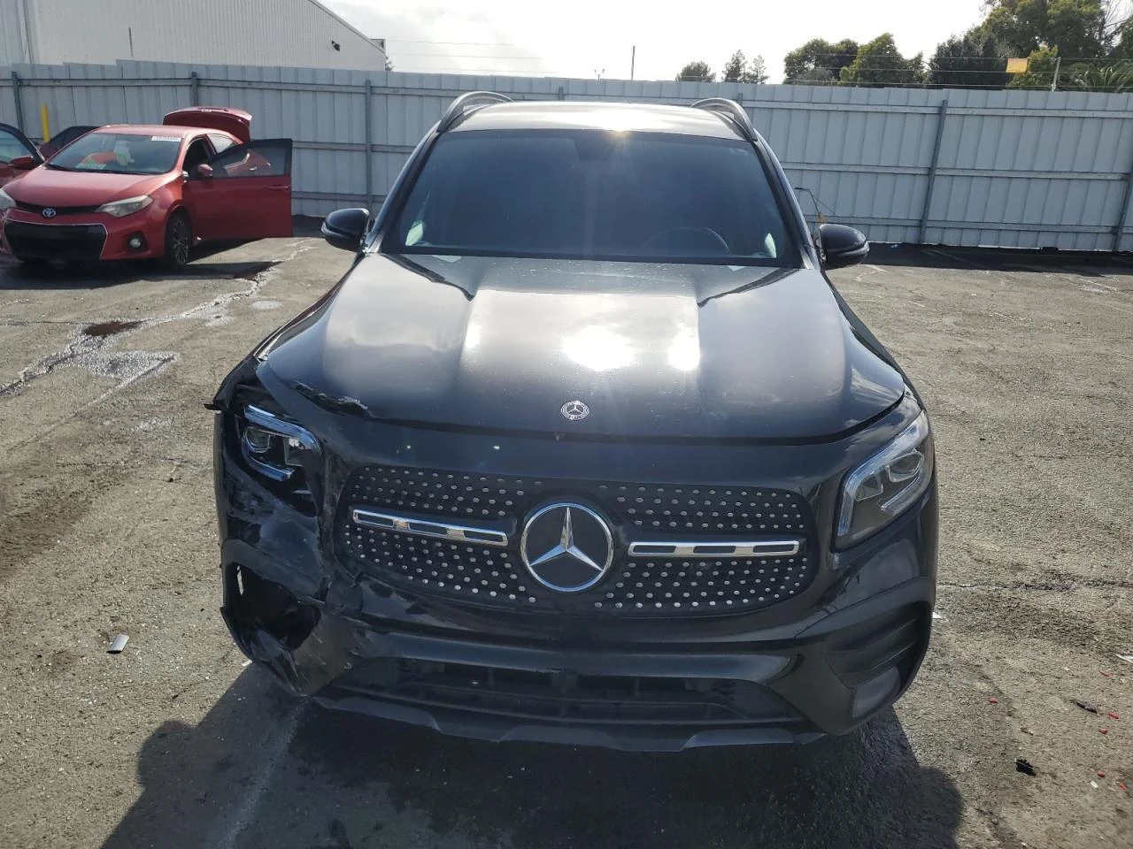 Mercedes-Benz GLB 250 - изображение 5