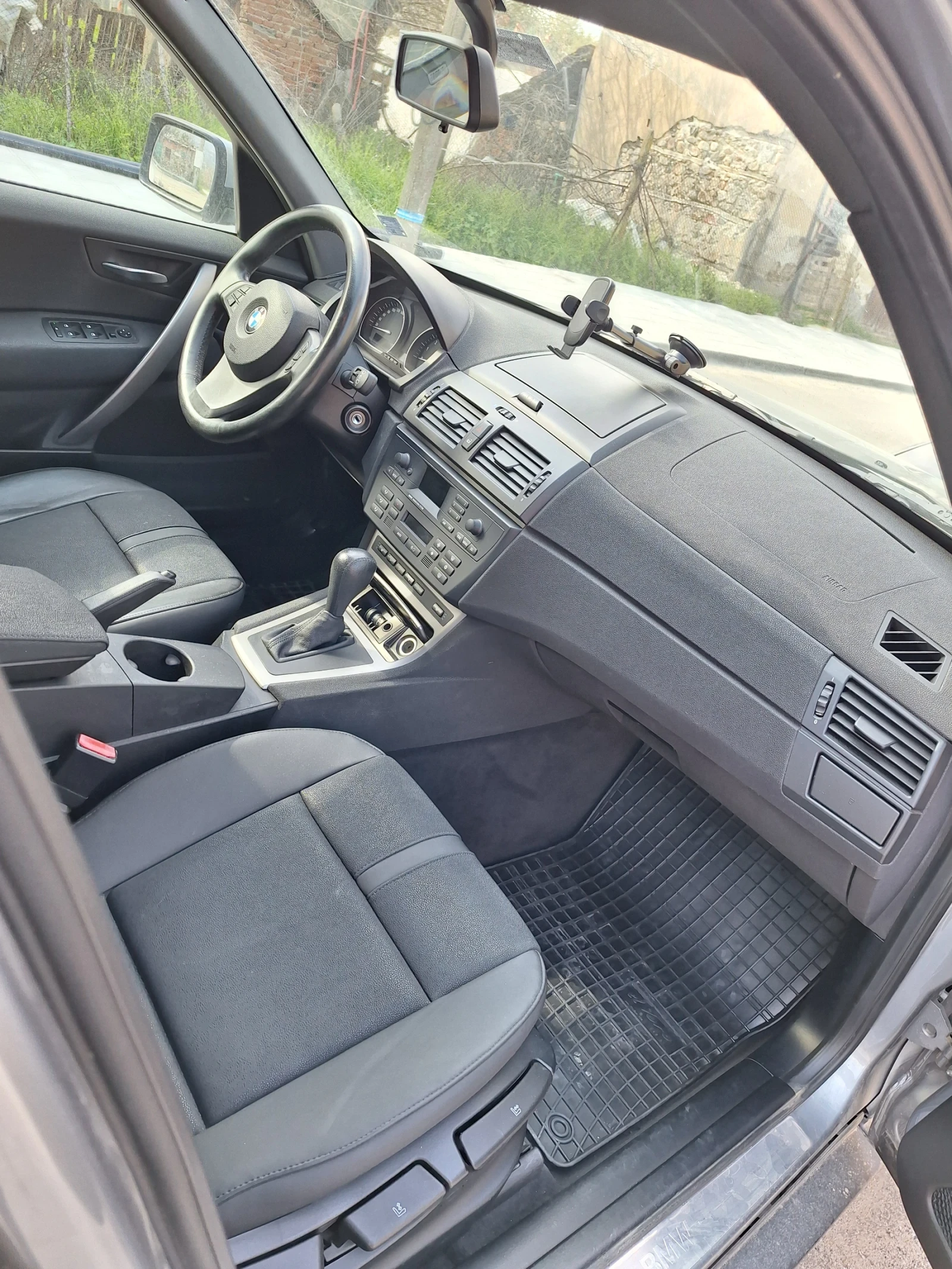 BMW X3 2.5i - изображение 7