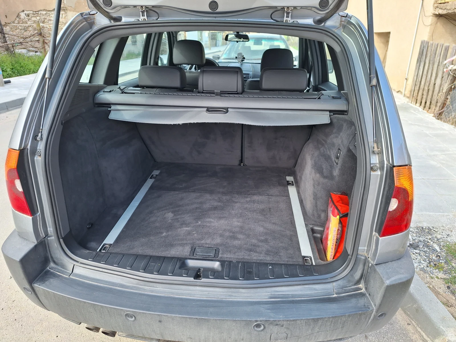 BMW X3 2.5i - изображение 9