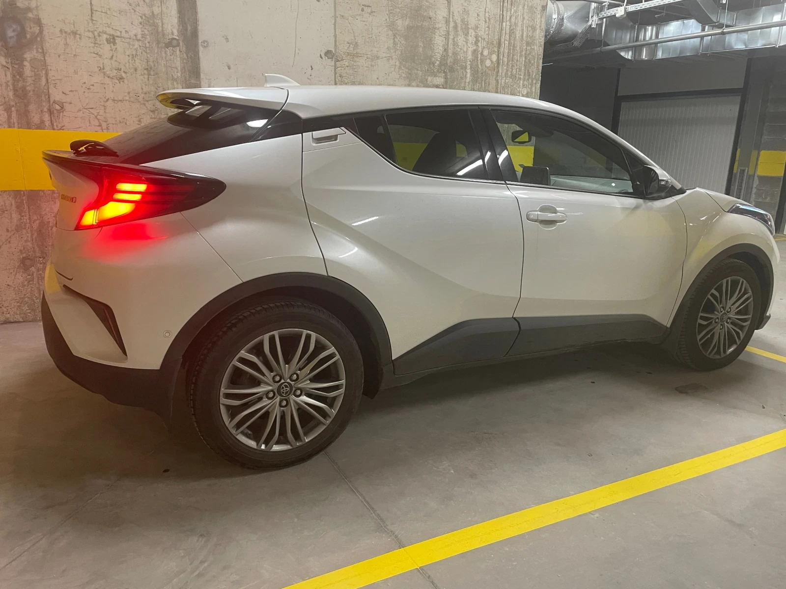 Toyota C-HR 2023 Classy 1.8 лизинг - изображение 2