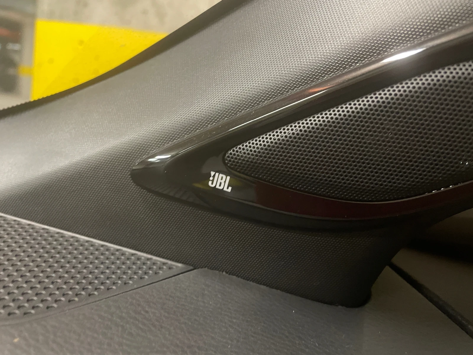 Toyota C-HR 2023 Classy 1.8 лизинг - изображение 8