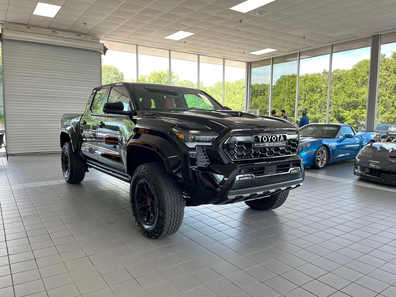 Toyota Tacoma Hybrid, AWD, TRD PRO | Mobile.bg   1